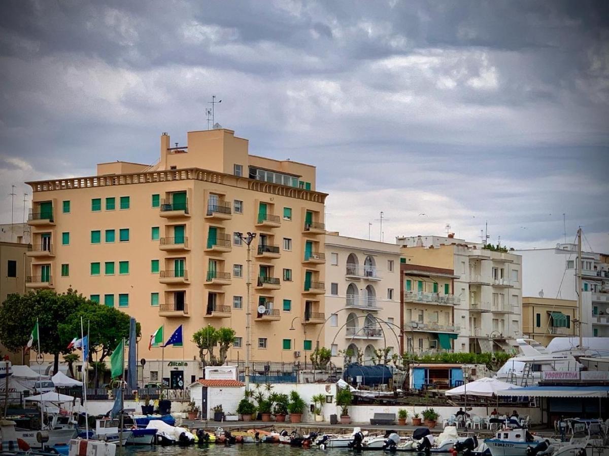 La Finestrella Dell'Arte Un Orizzonte Da Guardare Anzio Exterior foto